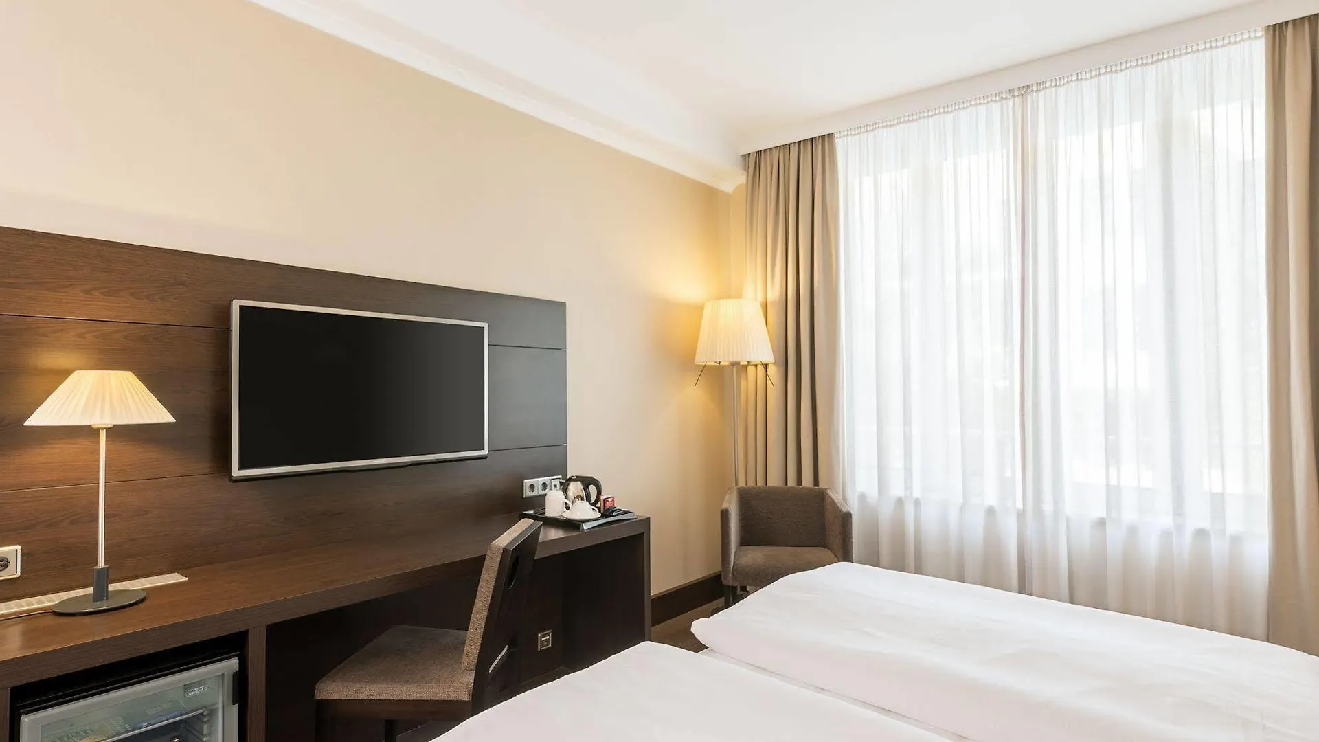 **** Hotel NH Berlin Kurfürstendamm Deutschland