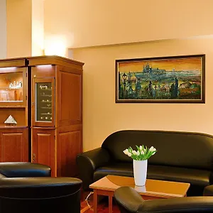 Cloister Otel Prag