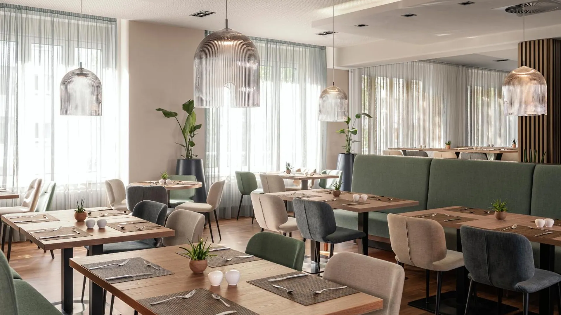 Nh Berlin Kurfuerstendamm Hotel