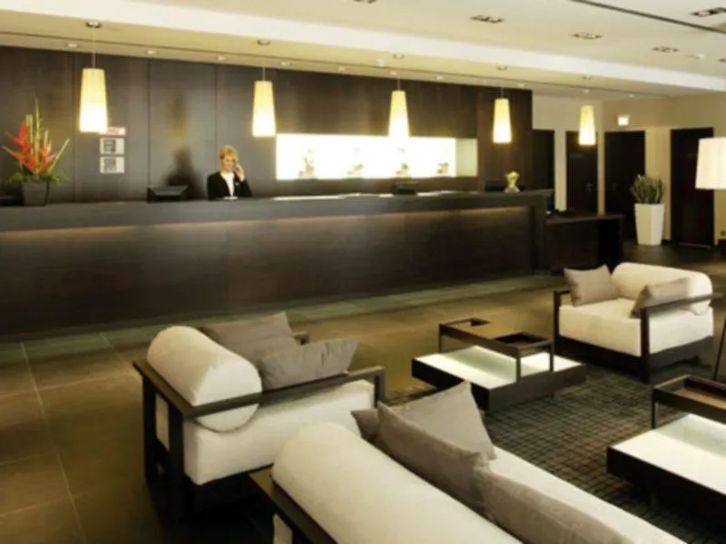 Hotell Nh Berlin Kurfuerstendamm